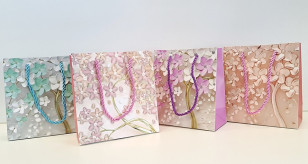 Dárková taška malá \KVÍTKA\ 14.5x15x6cm