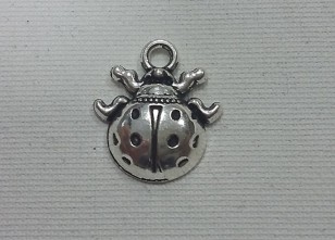 Přívěsek \BERUŠKA\ 2x1.8x0.5cm
